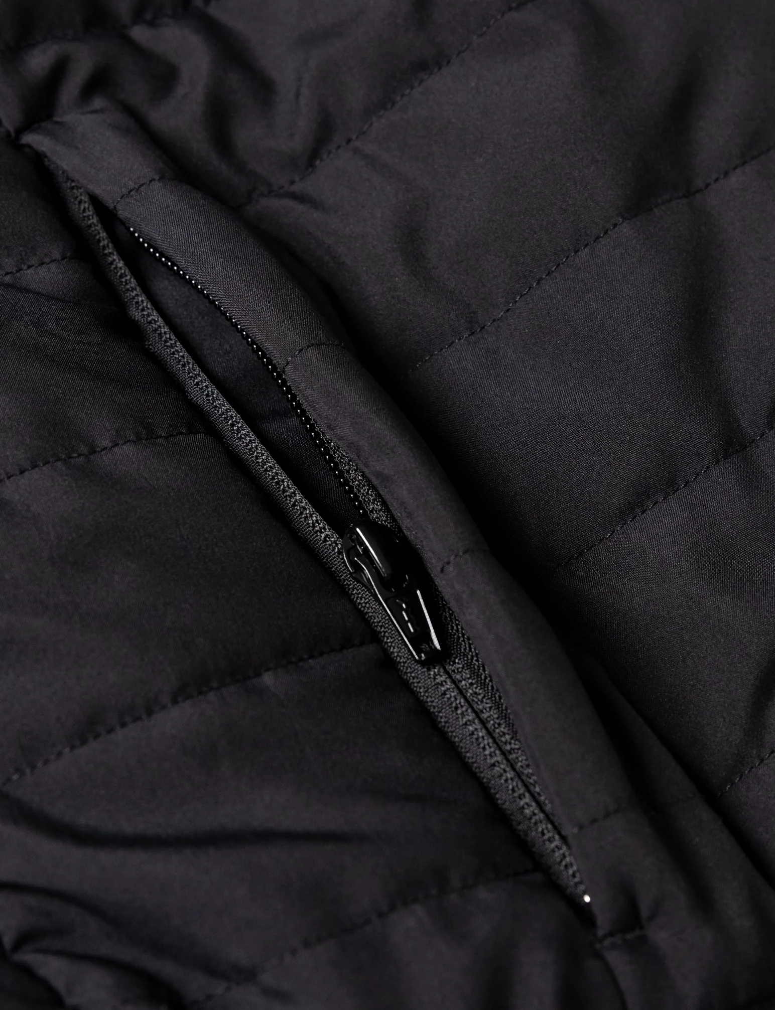 NOVALOC® INSULATED VEST - Image 11