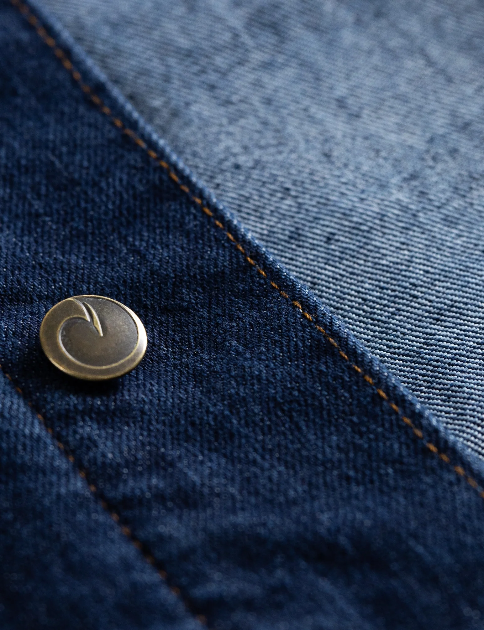 THE MAVERICK DENIM JACKET - Image 11