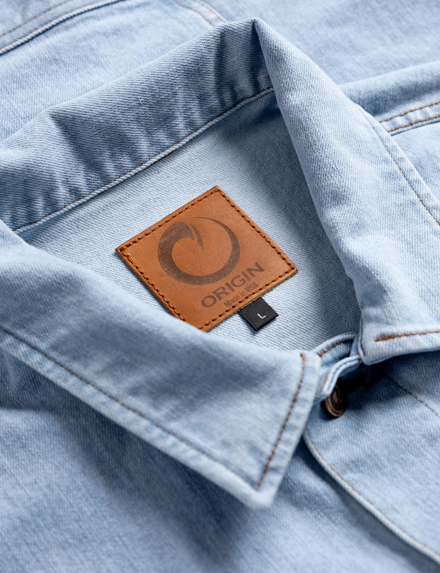 THE MAVERICK DENIM JACKET - Image 17