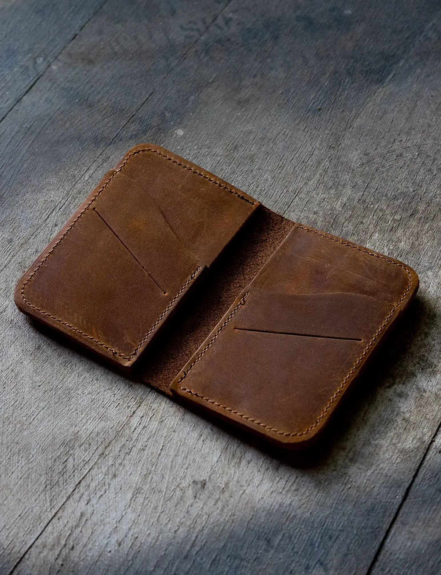 THE RAW EDGE BIFOLD WALLET - Image 12